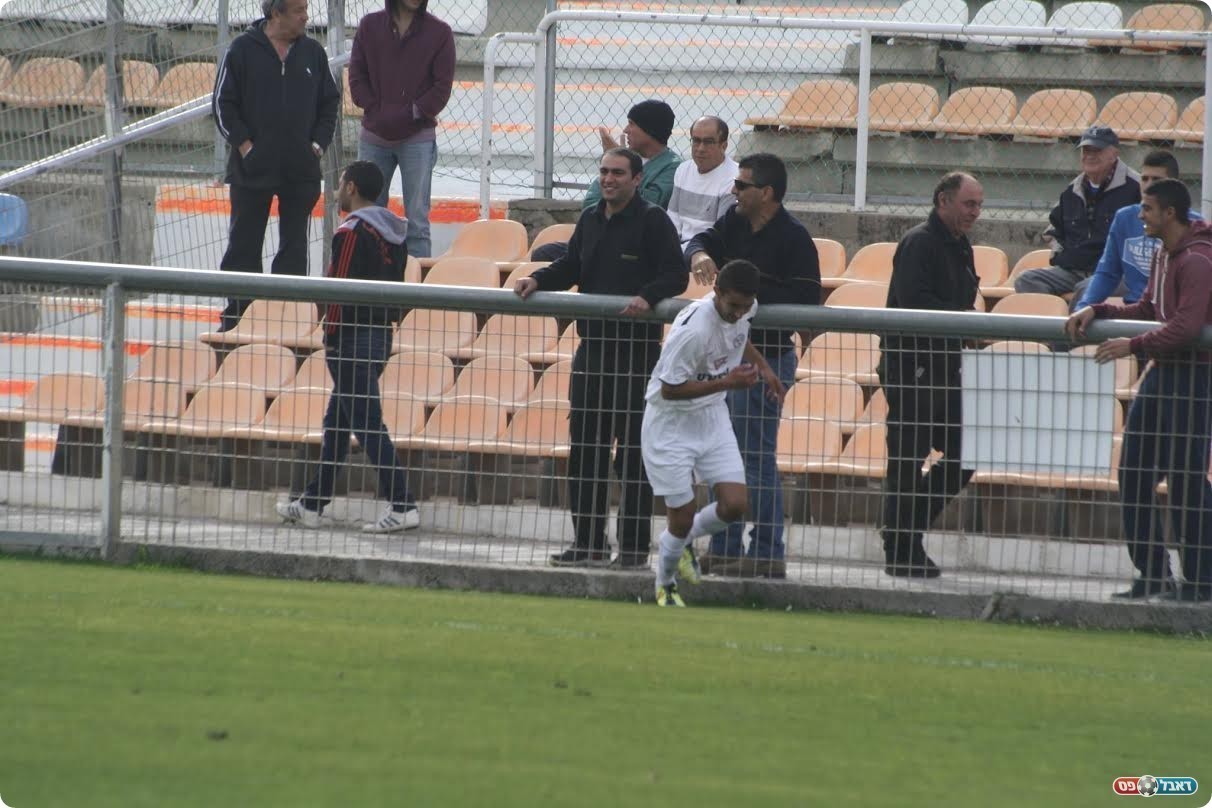 חליל חוגג את השני